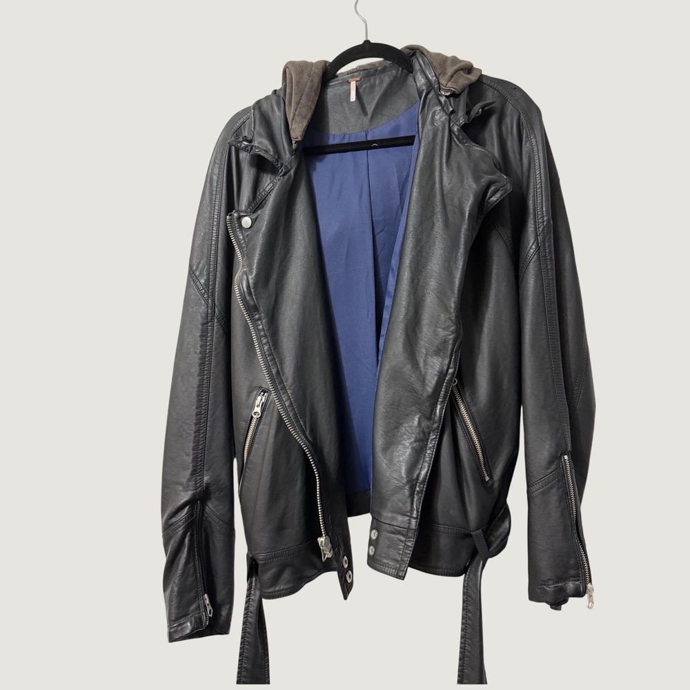 Free People We The Free Cleo Hooded Vegan Leather Moto Jacket Black XL pockets